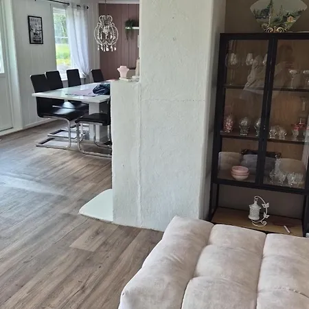 Idyllisk Hus Naer Sjo Og Skog Pa Ganes I Vemundvik * Namsos